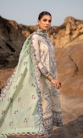 aik-atelier-safarnama-luxury-lawn-2022-24