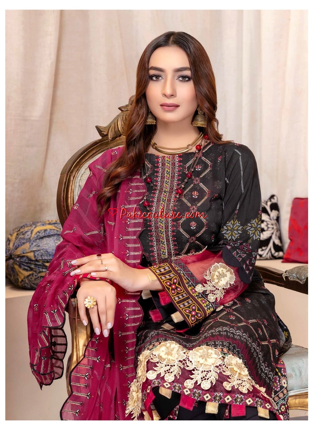 Aalaya Maya Naz Winter Volume 1 2022 Shop Online | Buy Pakistani ...