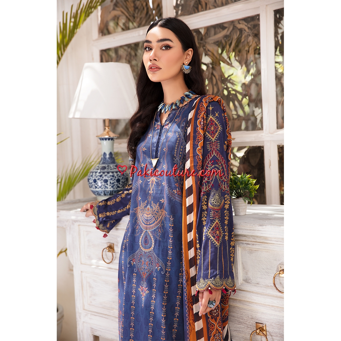 Banafsheh Riwayat-E-Khas Luxury Lawn 2022 Shop Online | Buy Pakistani ...