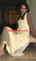 pakistani-designer-shalwar-kameez-35